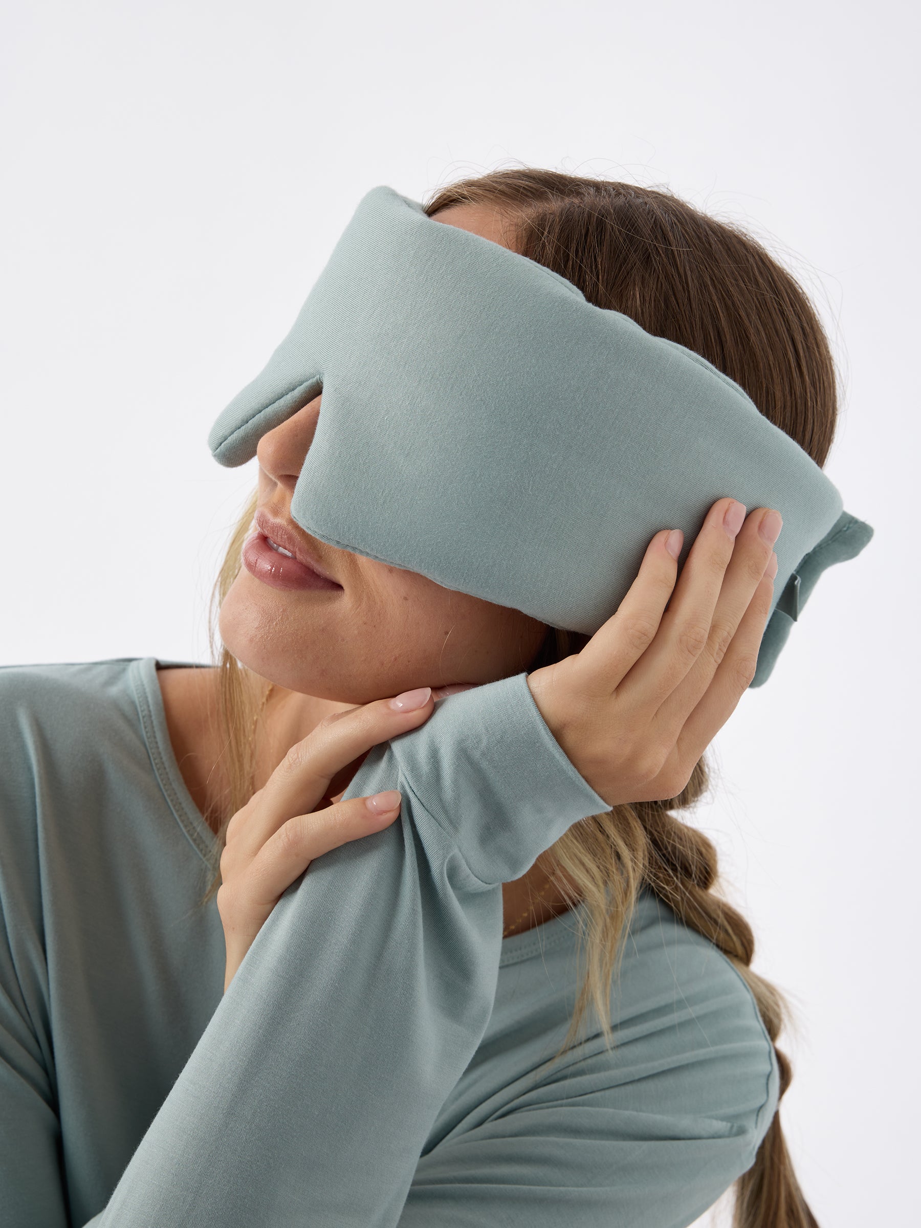 Adjustable Bamboo Sleep Mask - Image 2