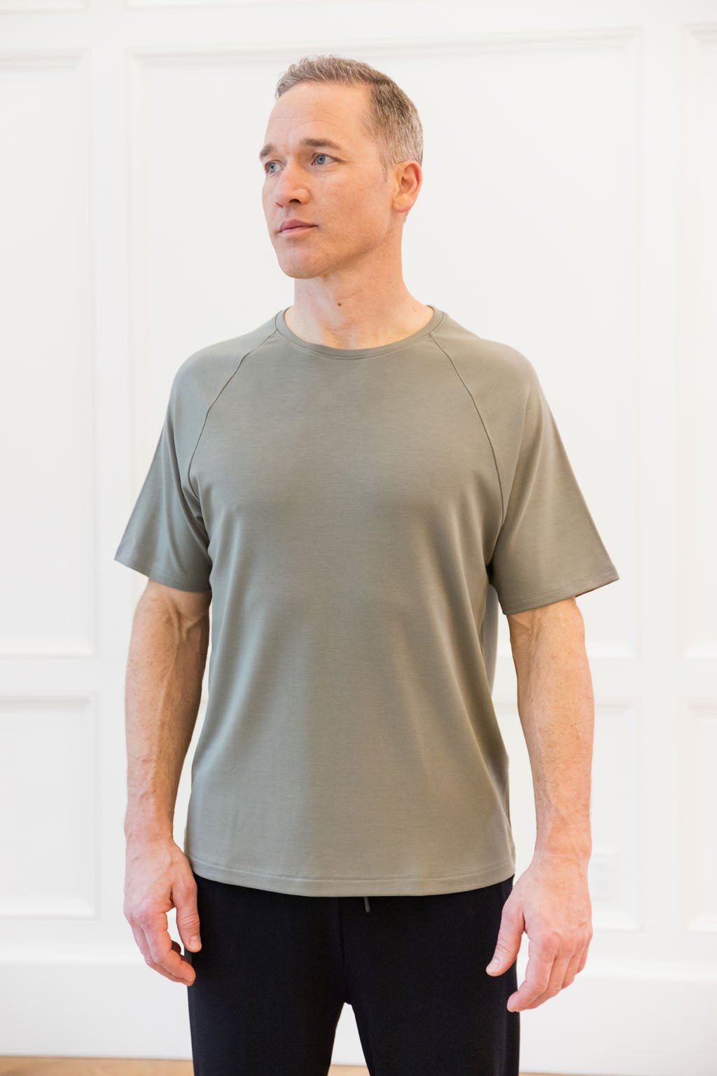 Men's Brushed Bamboo Raglan Tee - Last Chance - Image 7
