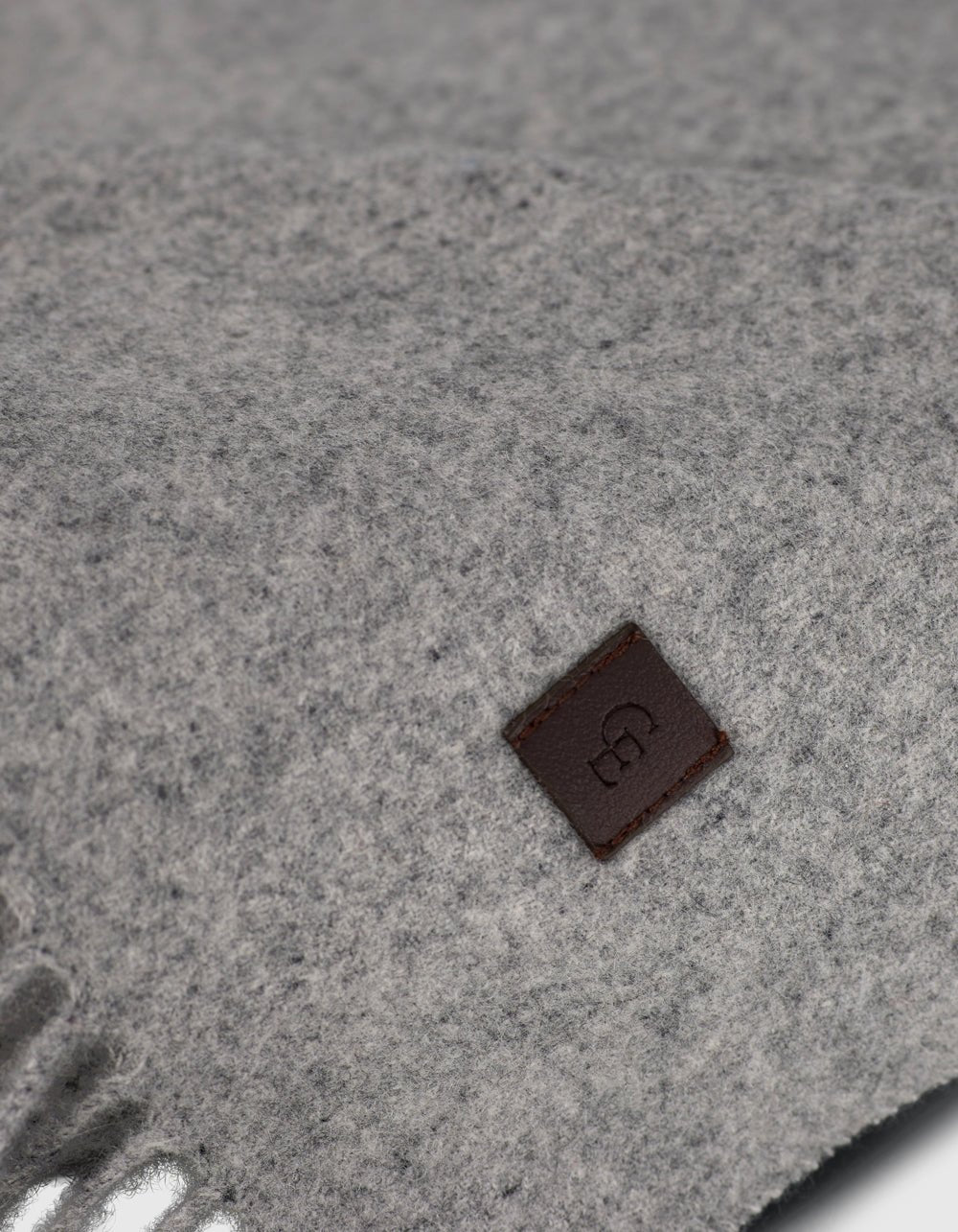 Cashmere Tassel Throw - Last Chance - Image 11