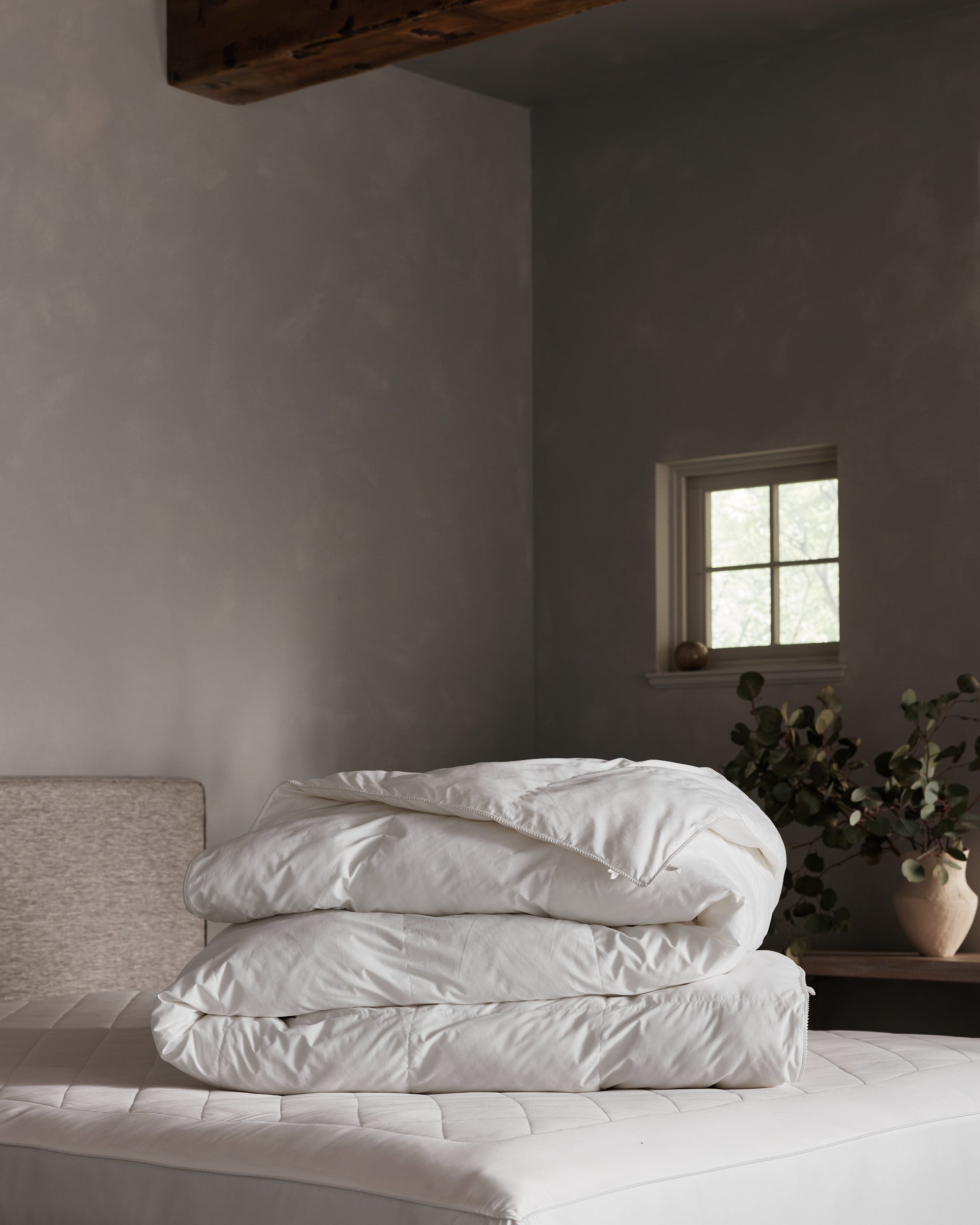 Down Alternative Comforter - Image 6