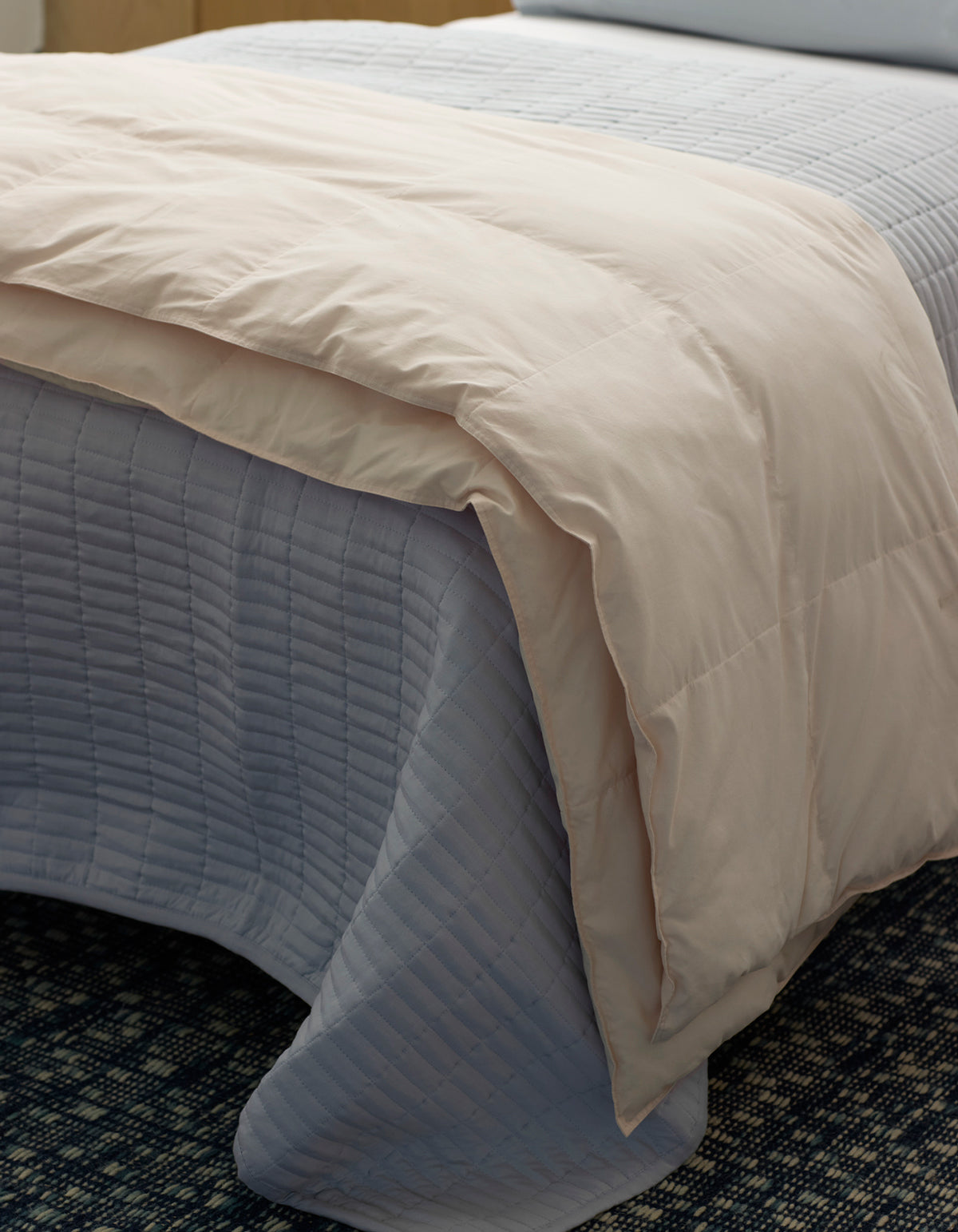 Down Alternative Throw - Image 2