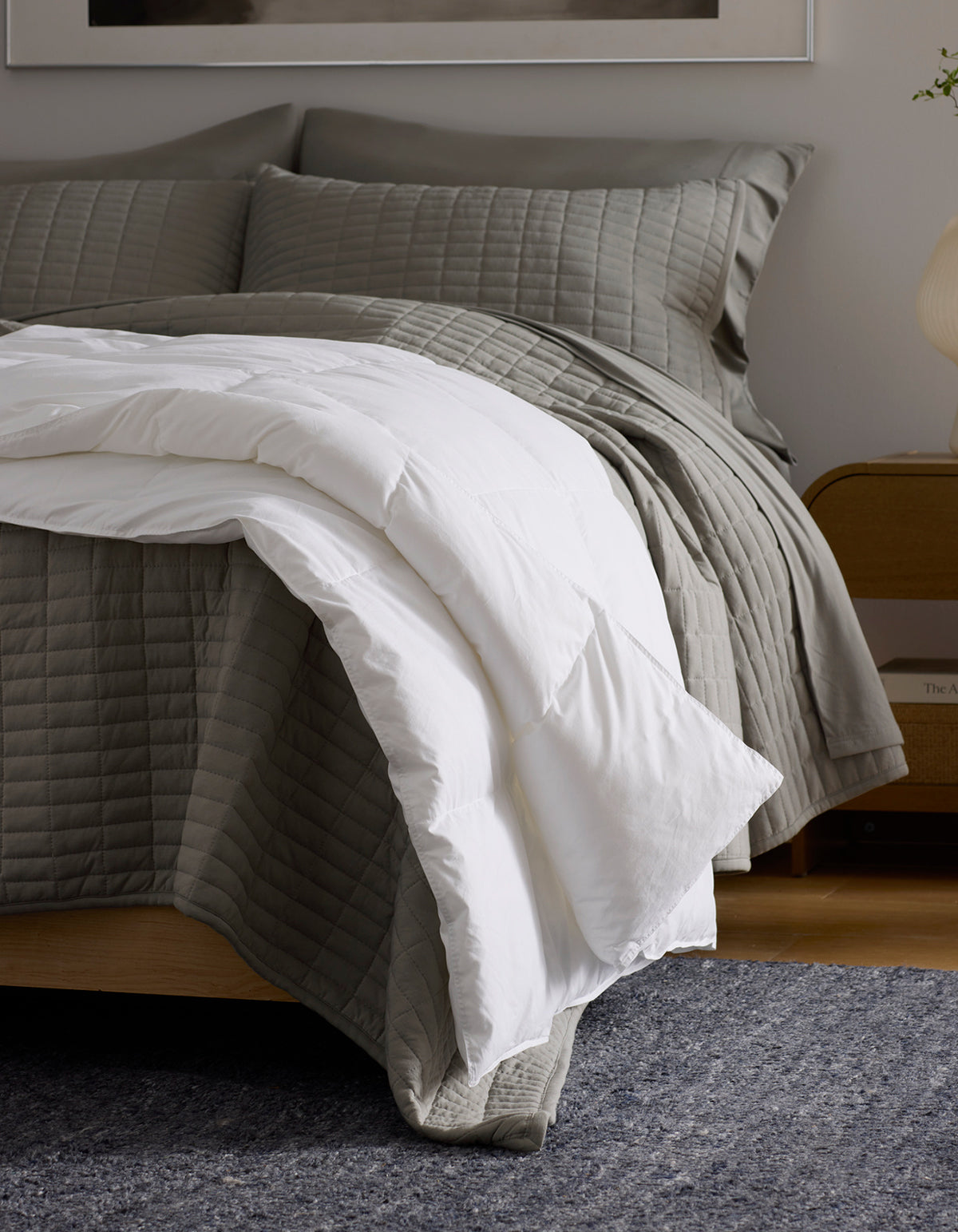 Down Alternative Throw - Image 13