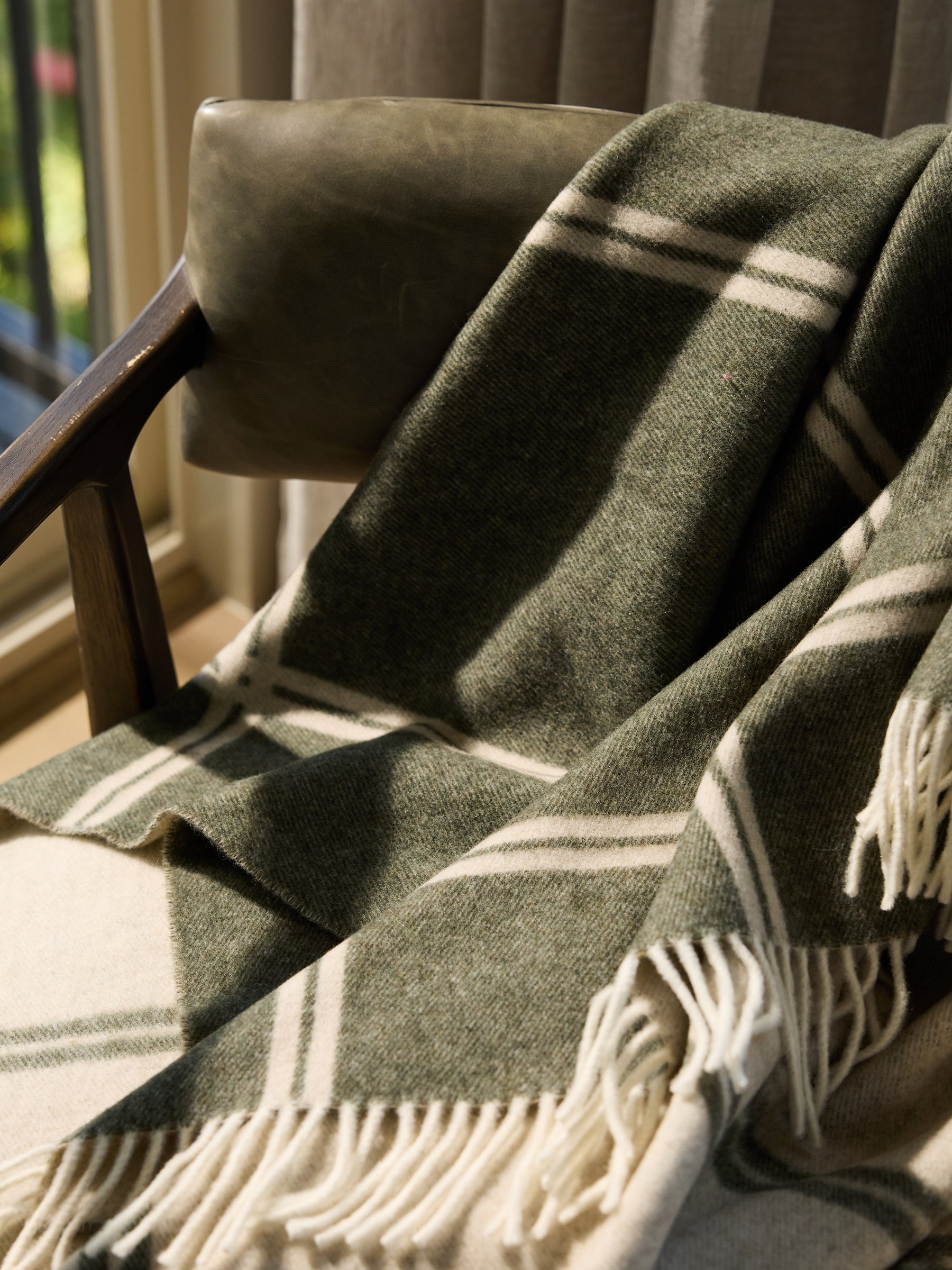 Cortina Throw - Last Chance - Image 9