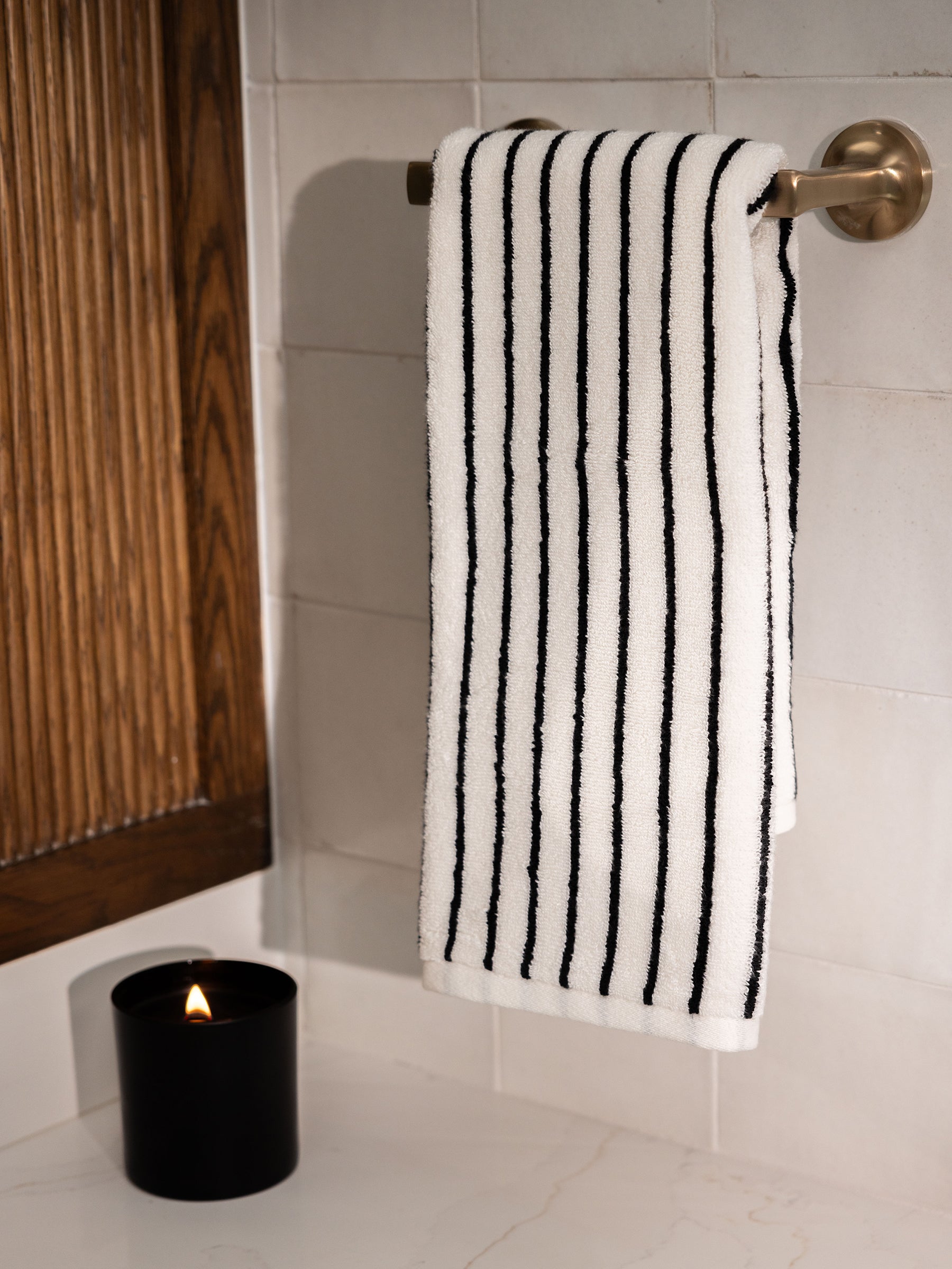 Luxe Hand Towels - Image 43