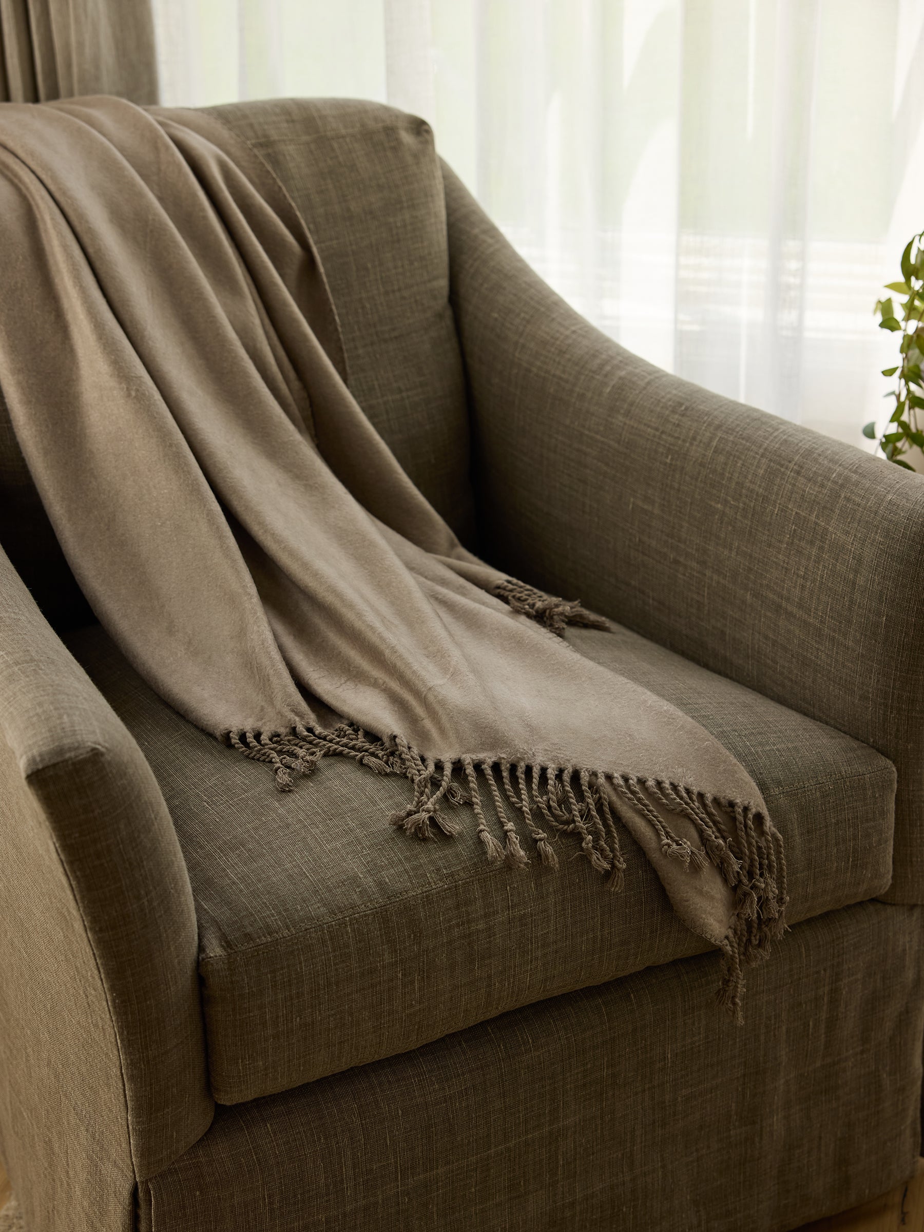 Bamboo Tassel Throw - Image 9