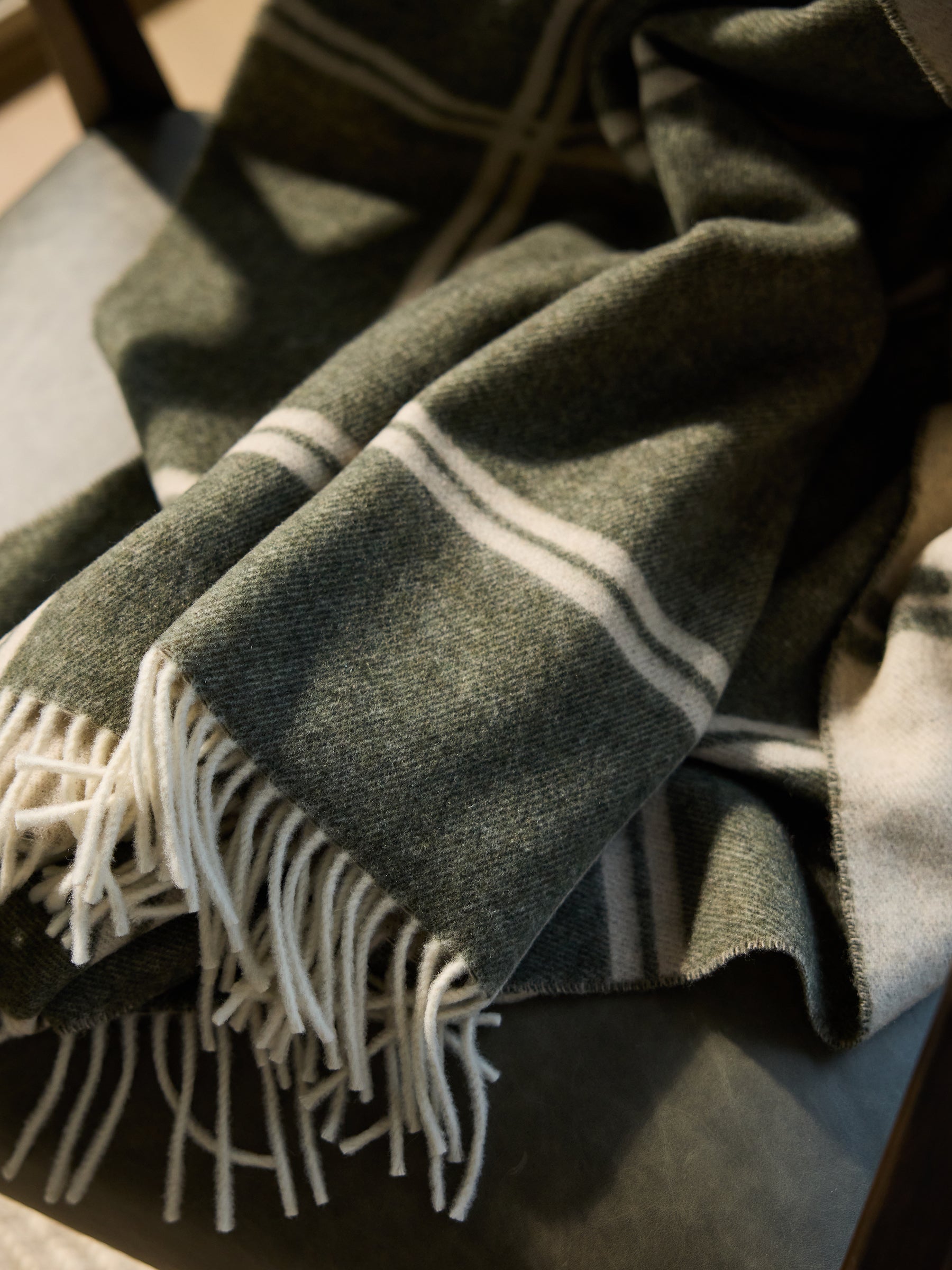 Cortina Throw - Last Chance - Image 11