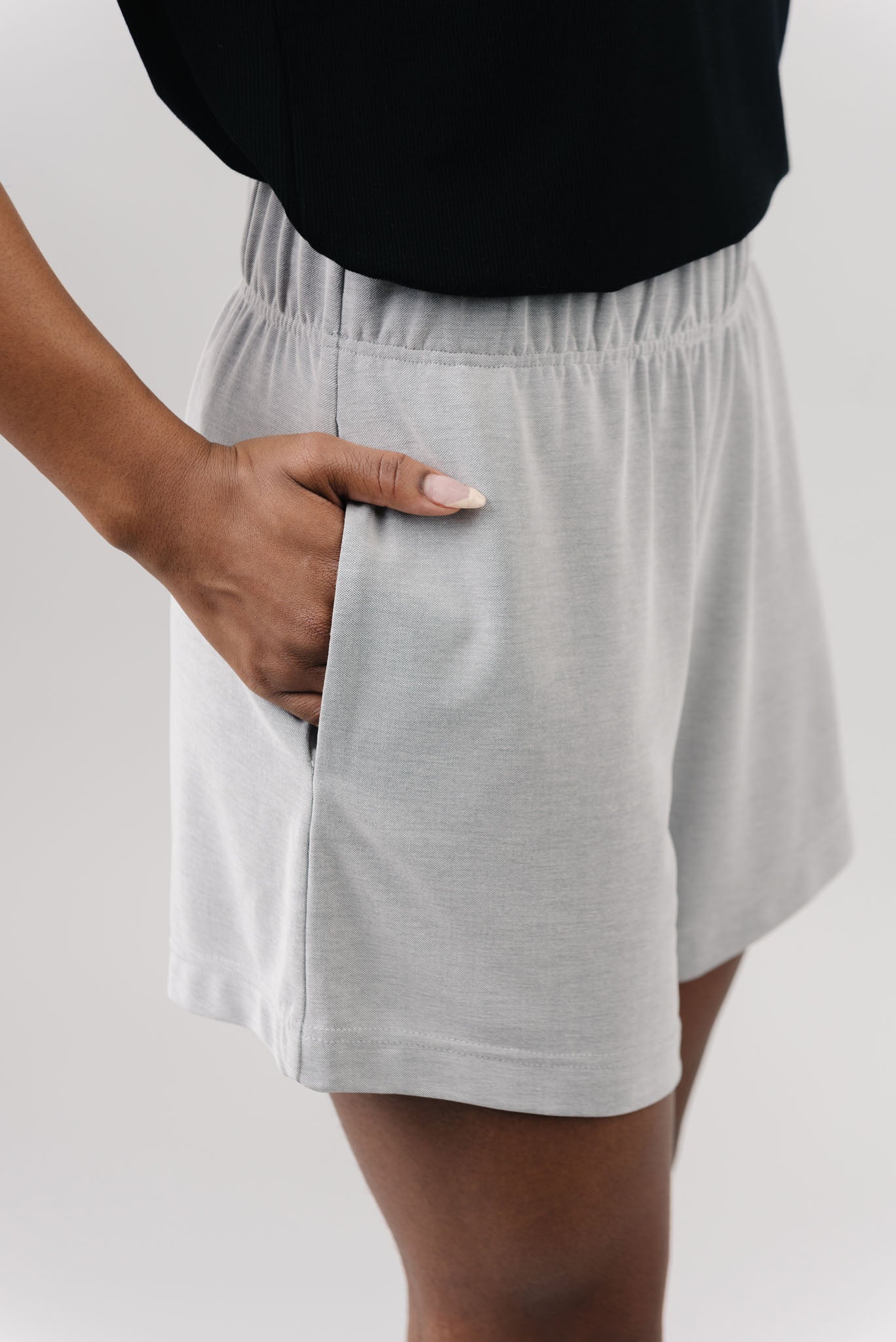 Women's Modern Modal Mid-Length Shorts - Last Chance - Image 12