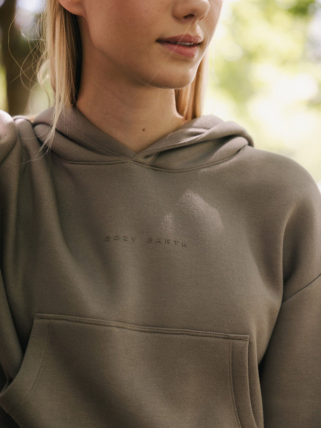 Women's CityScape Cropped Hoodie - Last Chance - Image 13