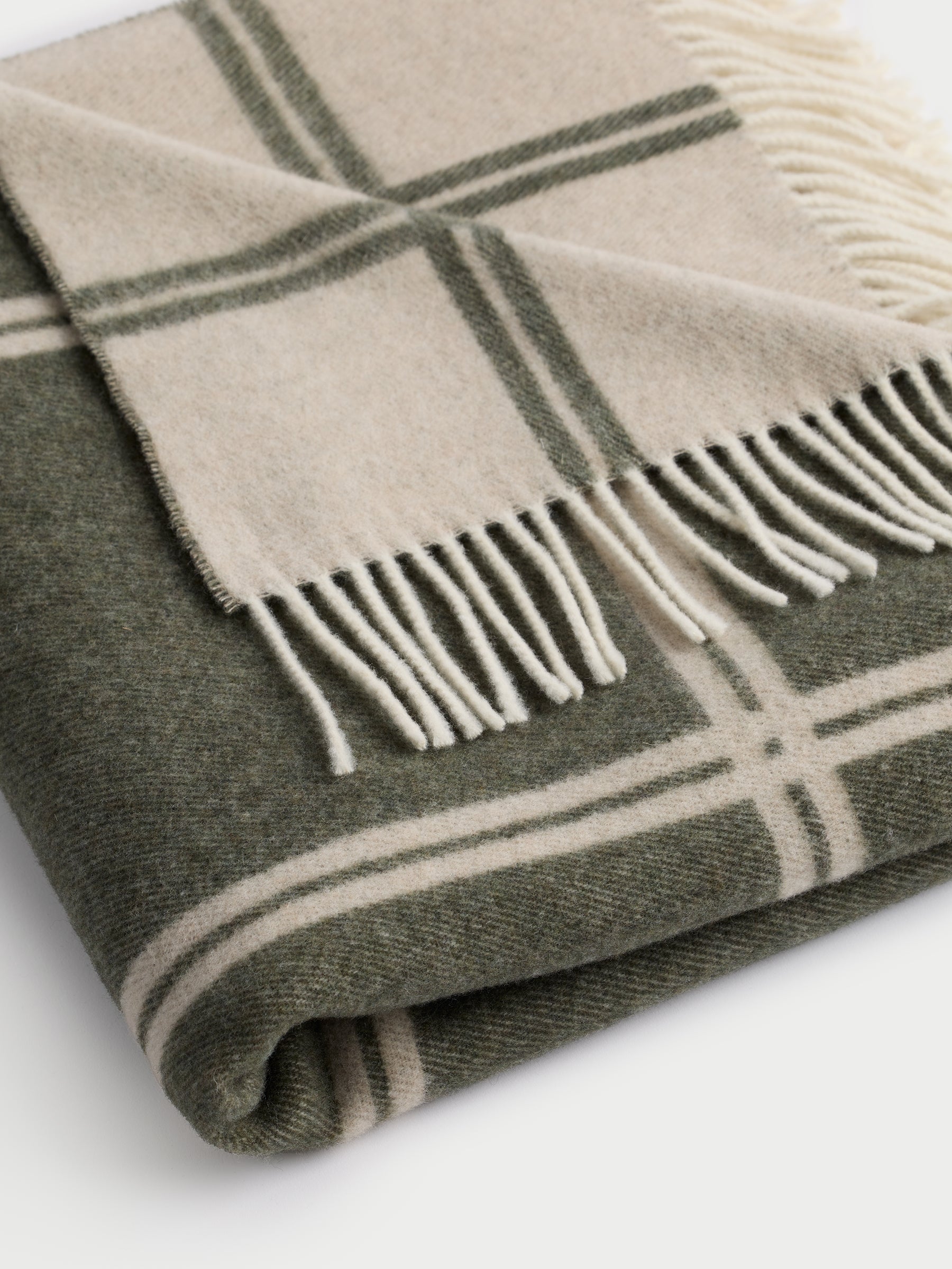 Cortina Throw - Last Chance - Image 15