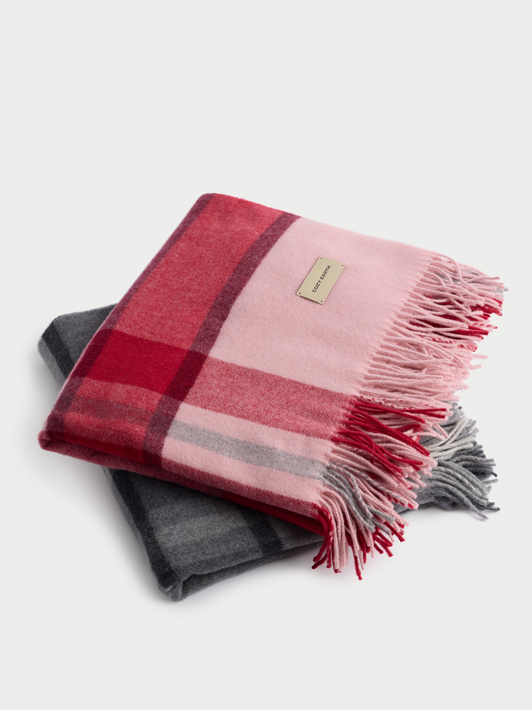 Lucca Throw - Last Chance - Image 15