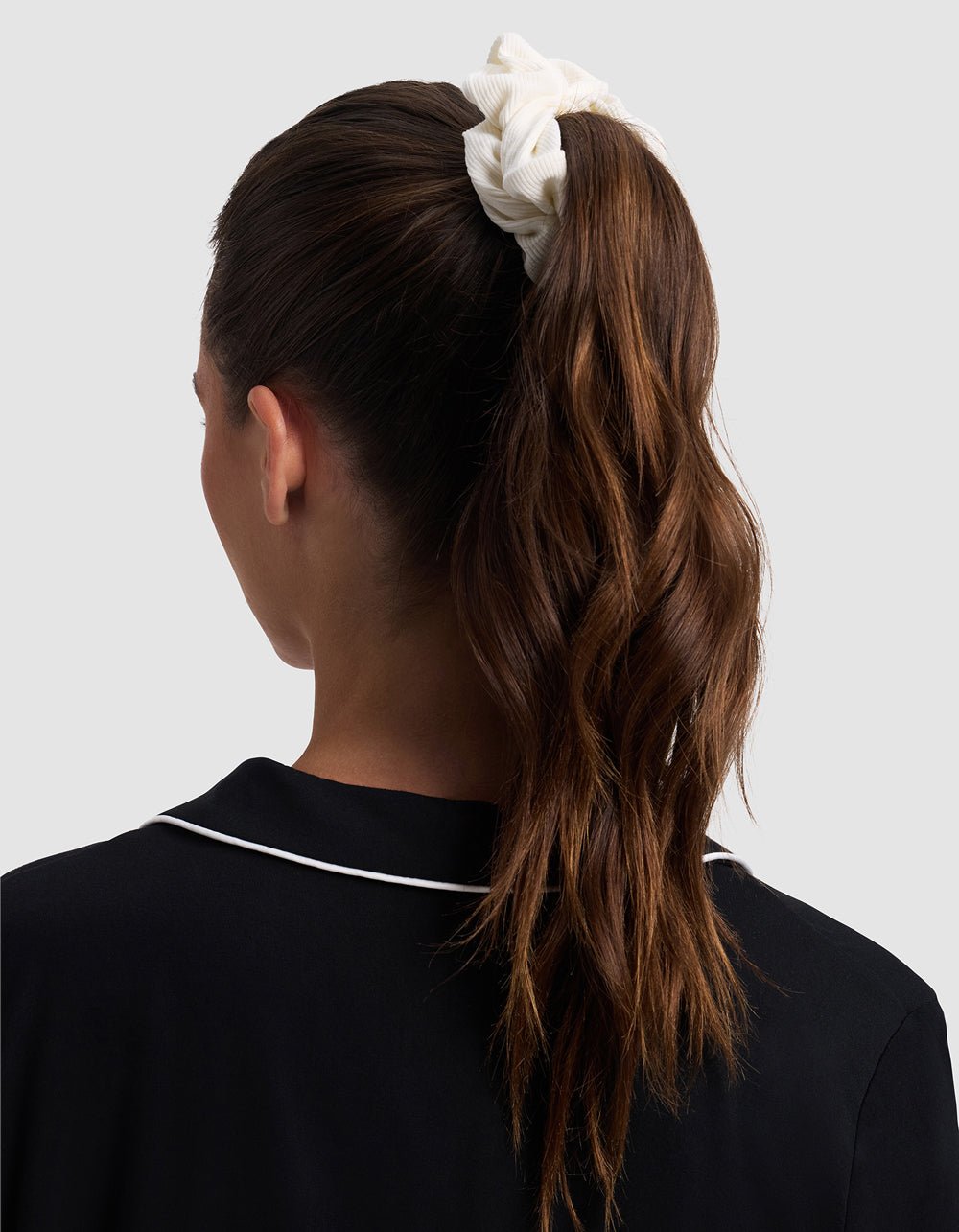 Bamboo Rib-Knit Scrunchies - Last Chance - Image 4