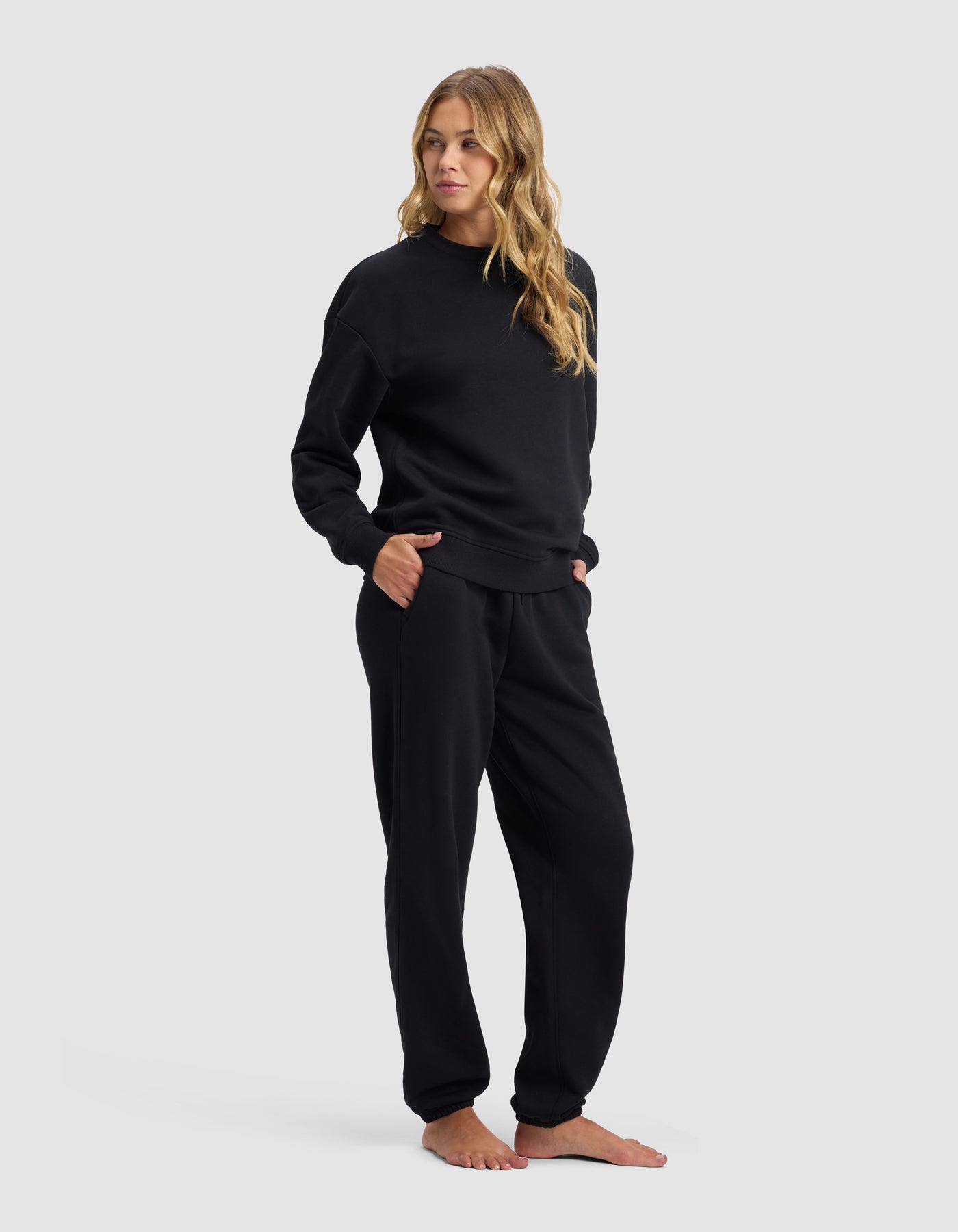 Women's Cityscape 2.0 Crewneck & Sweatpant Set - Image 25