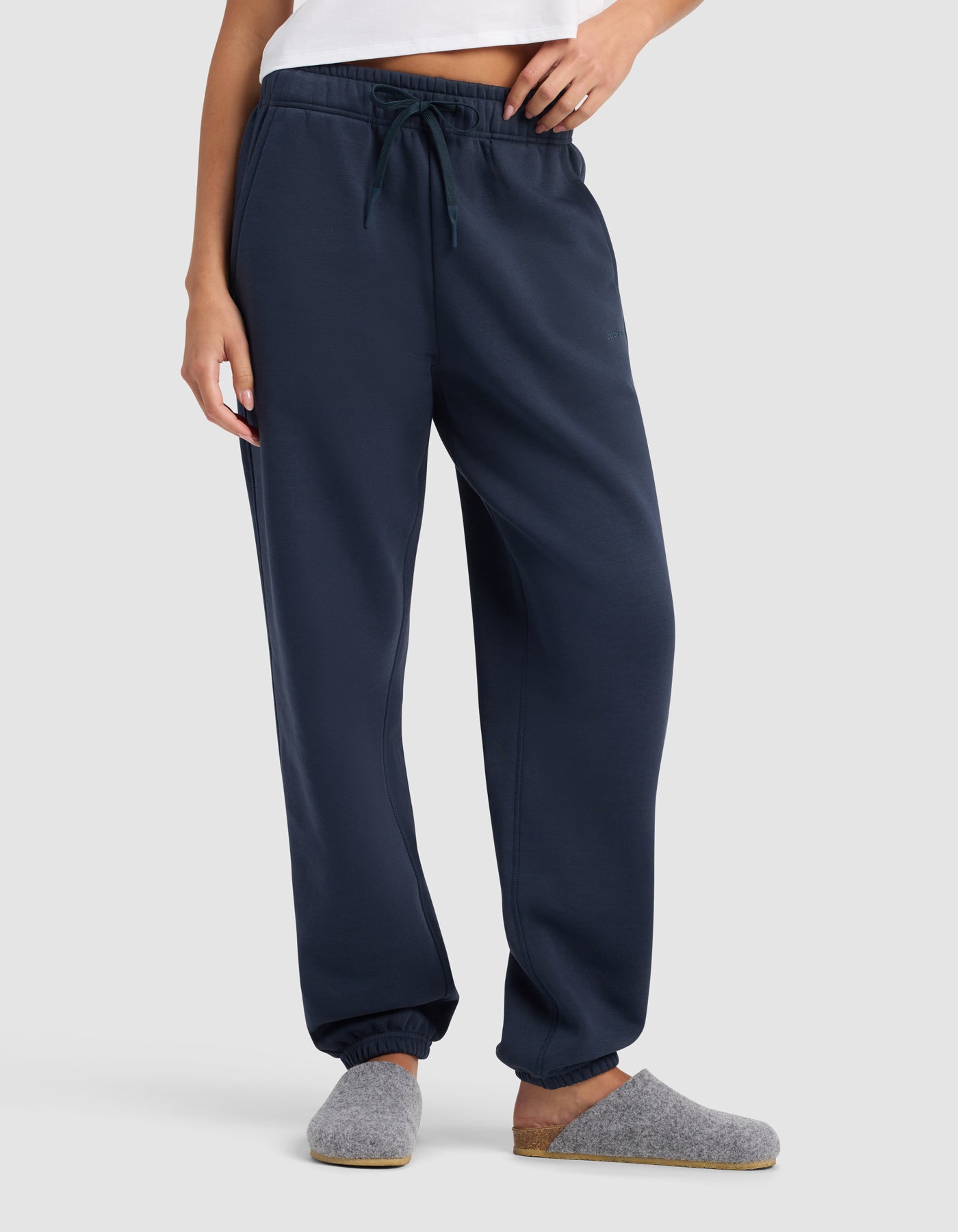 Women's Cityscape 2.0 Crewneck & Sweatpant Set - Image 6