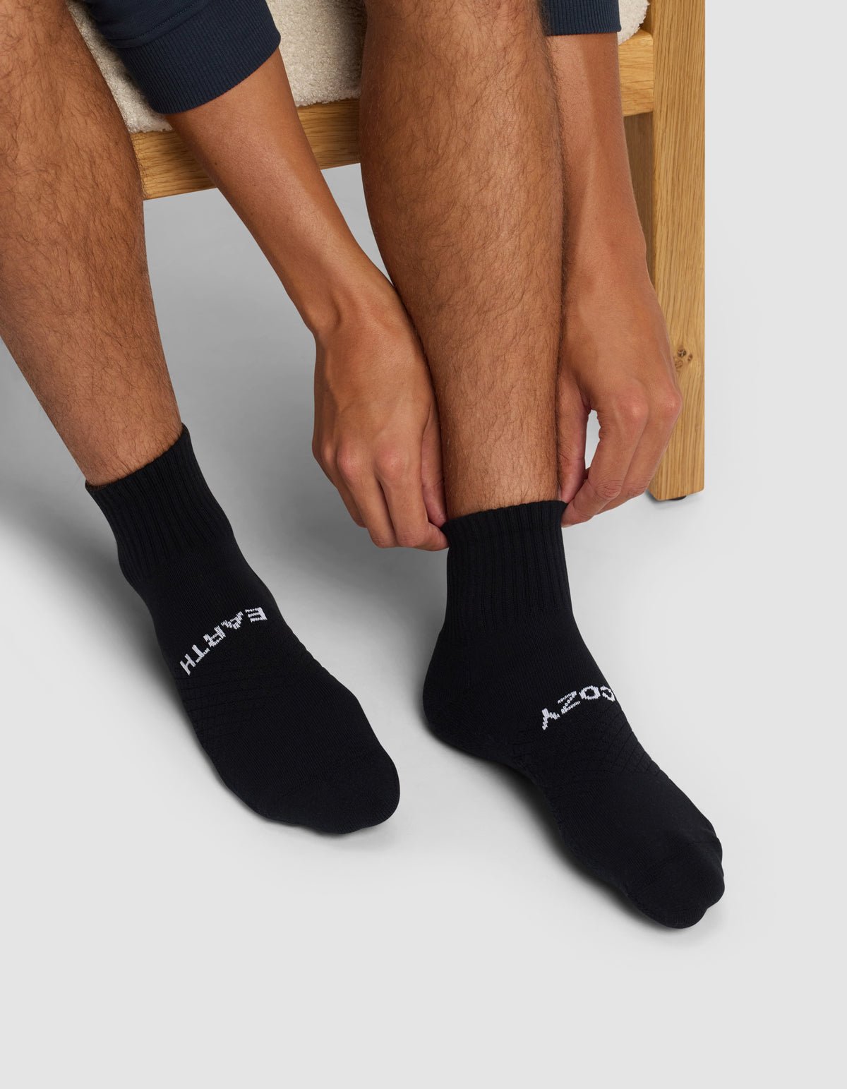 Essential Quarter Sock - Image 5
