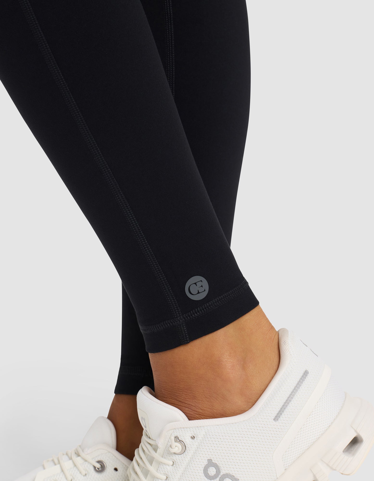 Women's Liv Legging - Image 5