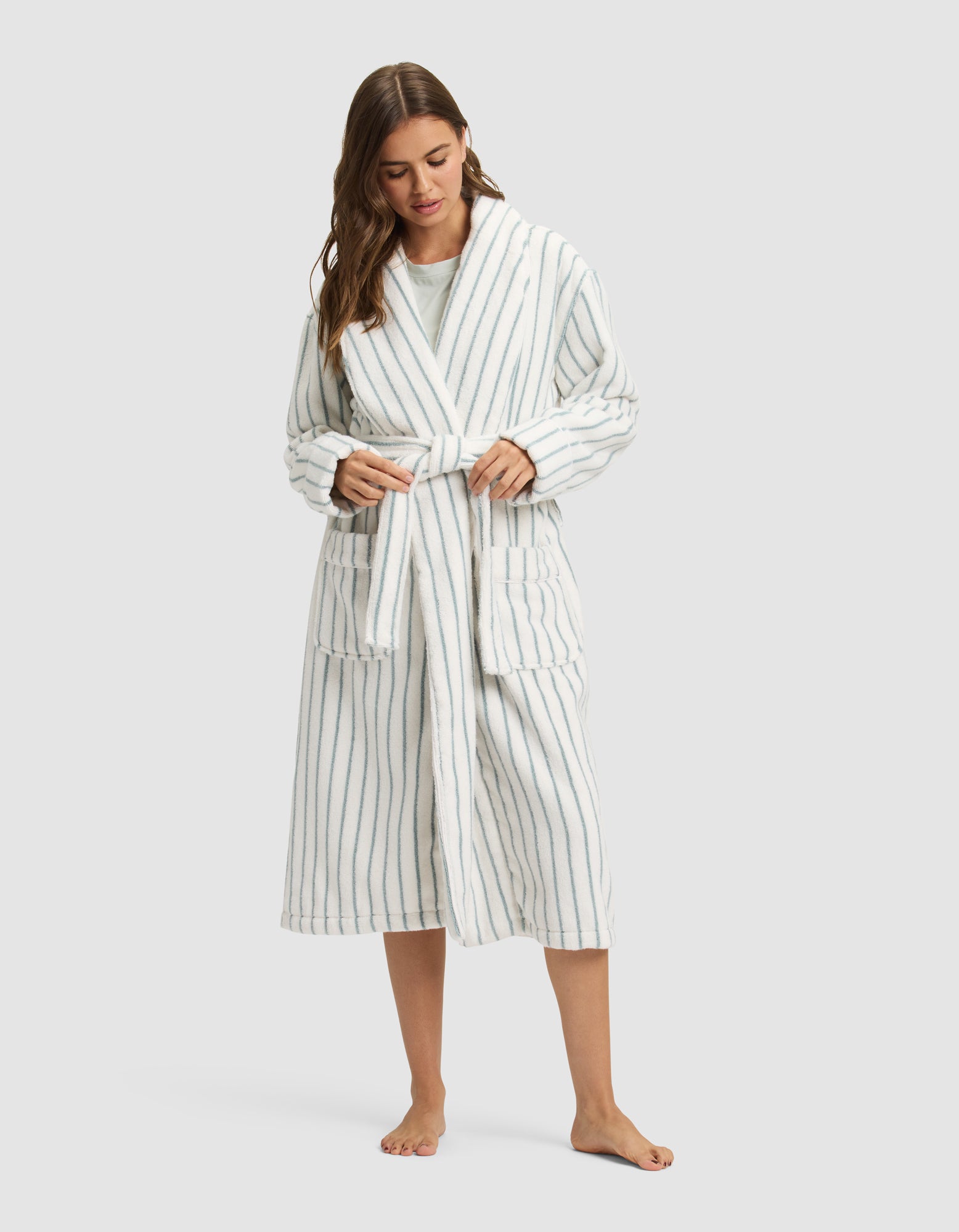 Luxe Bath Robe - Image 16