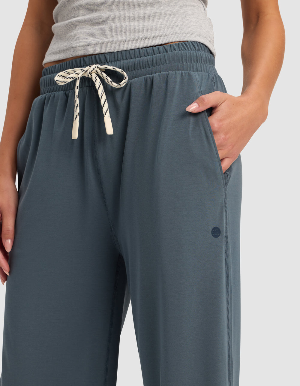 Women's Studio Cropped Wide Leg Pant - Image 23